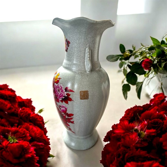 Chinese Jingdezhen Vase - souvenir from China Jingdezhen （1 of 2) - Picture 3 of 5